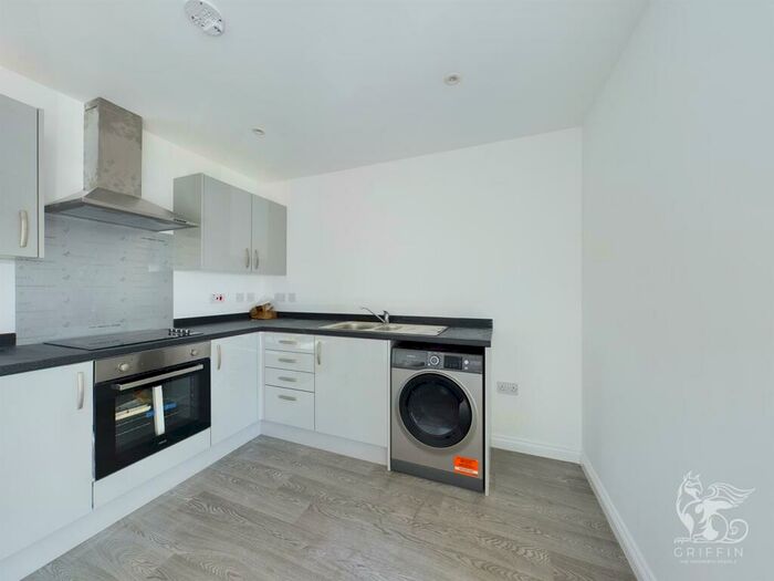 1 Bedroom Apartment To Rent In Melbourne Road, Tilbury, RM18