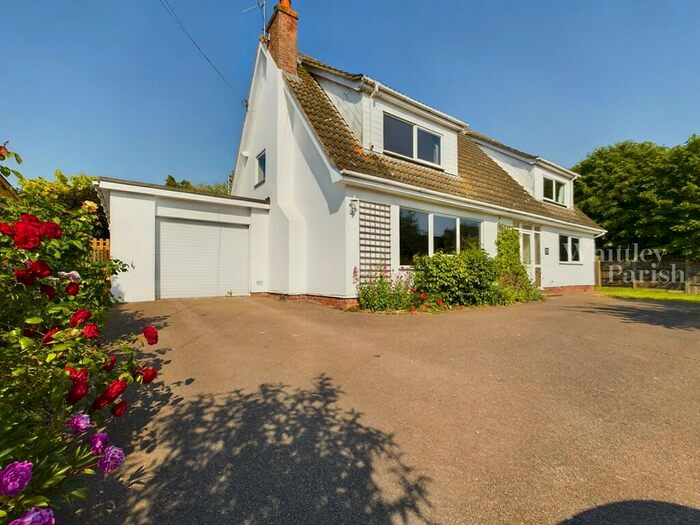 4 Bedroom Detached House To Rent In White Chalet, Winfarthing, IP22