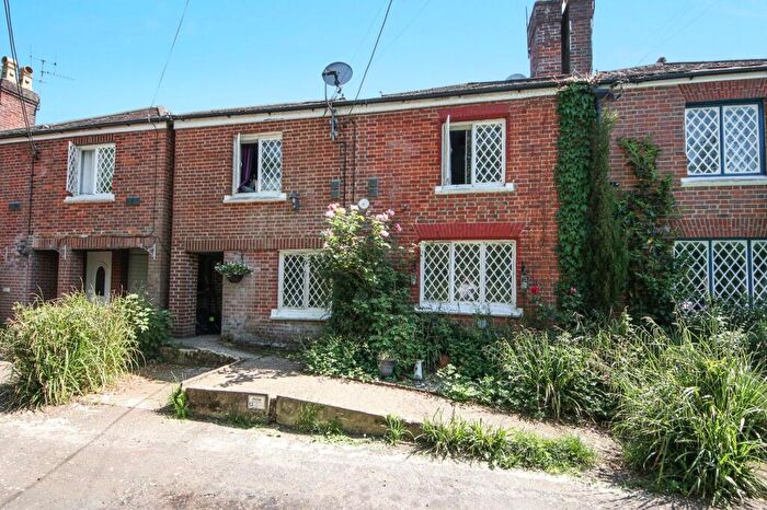 4 Bedroom Detached House For Sale In Romill Close, West End, SO18