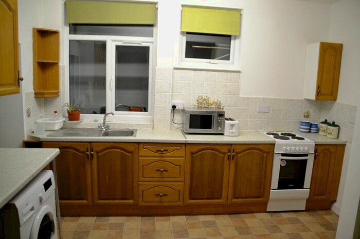 1 Bedroom Flat To Rent In Haunch Lane, Birmingham, B13