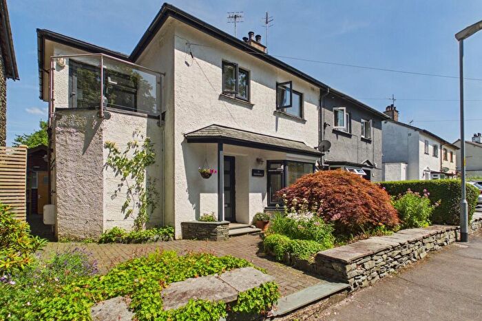 4 Bedroom Semi-Detached House To Rent In Oldfield Road, Windermere, LA23