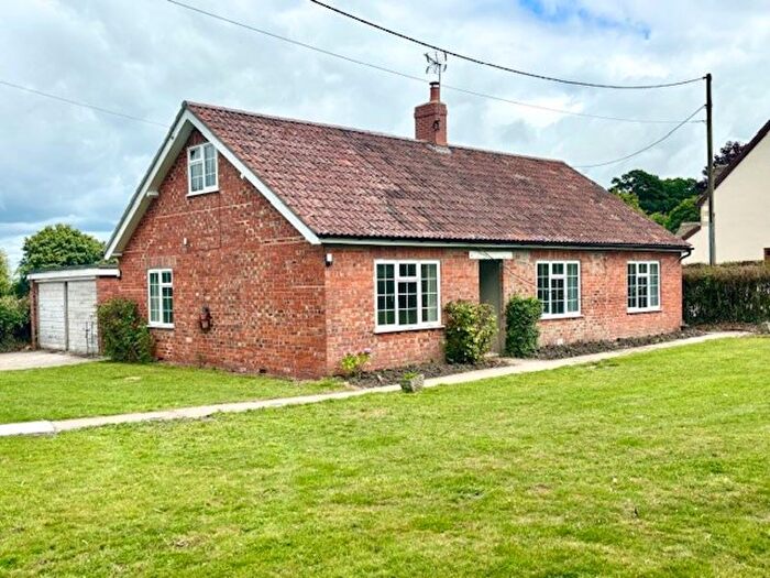 3 Bedroom Bungalow To Rent In Stockley Hollow, Stockley, Calne, SN11