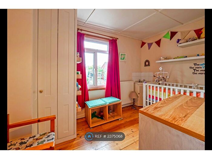2 Bedroom End Of Terrace House To Rent In Nelson Road, Twickenham, TW2