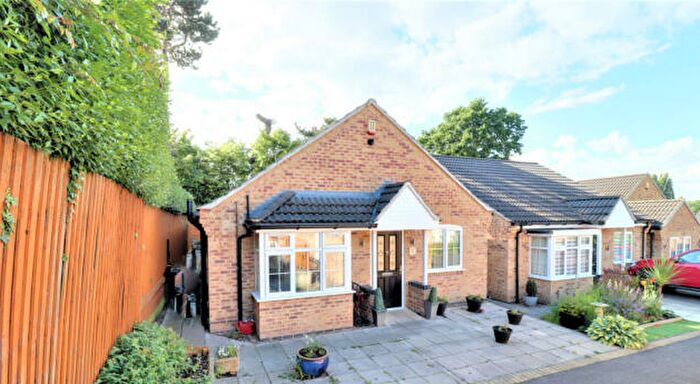 3 Bedroom Bungalow To Rent In Stenson Road, Derby, DE23