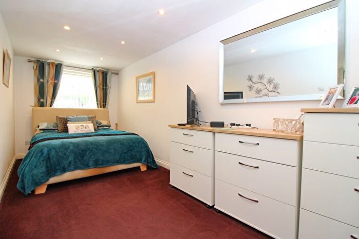 4 Bedroom Detached House For Sale In Platt Lane, Whelley, Wigan, WN1
