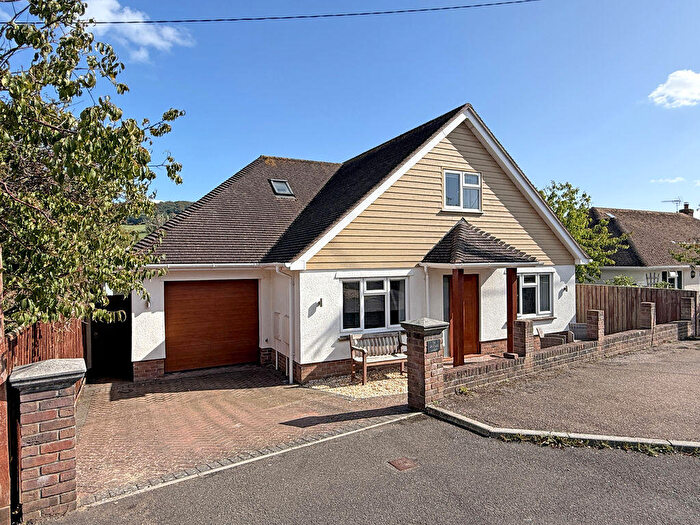 3 Bedroom Detached Bungalow For Sale In Yarde Close, Sidmouth, EX10