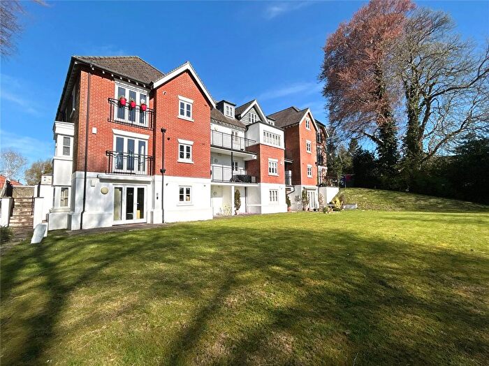2 Bedroom Flat For Sale In Percy Gardens, Blandford Forum, Dorset, DT11
