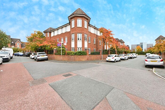2 Bedroom Flat For Sale In New Barns Avenue, Manchester, Lancashire, M21