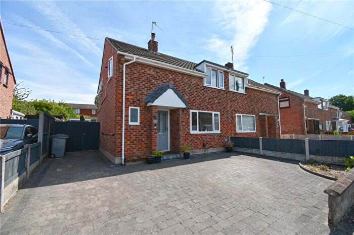 3 Bedroom Semi-Detached House For Sale In Frankby Grove, Upton, Wirral, CH49
