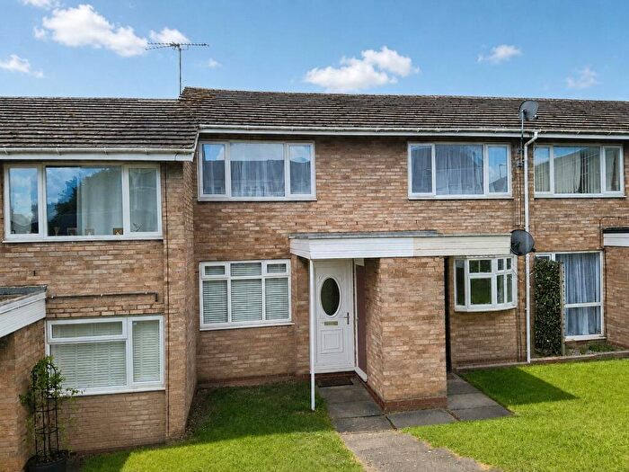 2 Bedroom Flat For Sale In Ravenswood Hill, Birmingham, West Midlands, B46