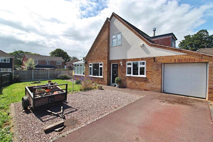 2 Bedroom Bungalow For Sale In Arnhem Drive, Caythorpe, Grantham, NG32