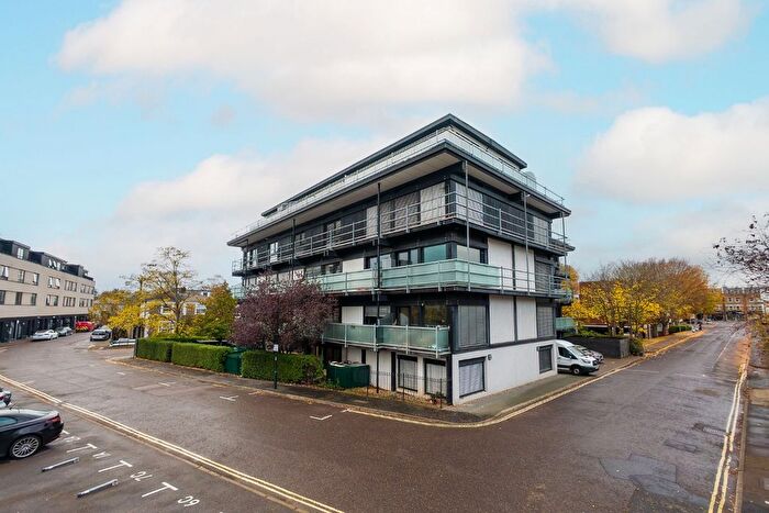 1 Bedroom Flat For Sale In Richmond, TW9