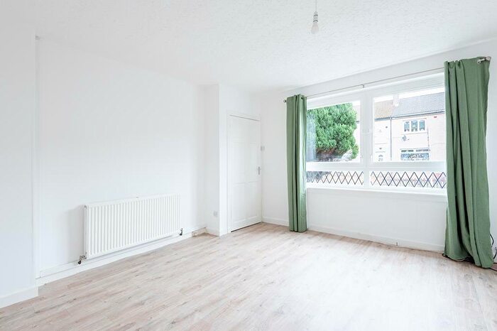 3 Bedroom Terraced House For Sale In Hollybank, Methil, KY8