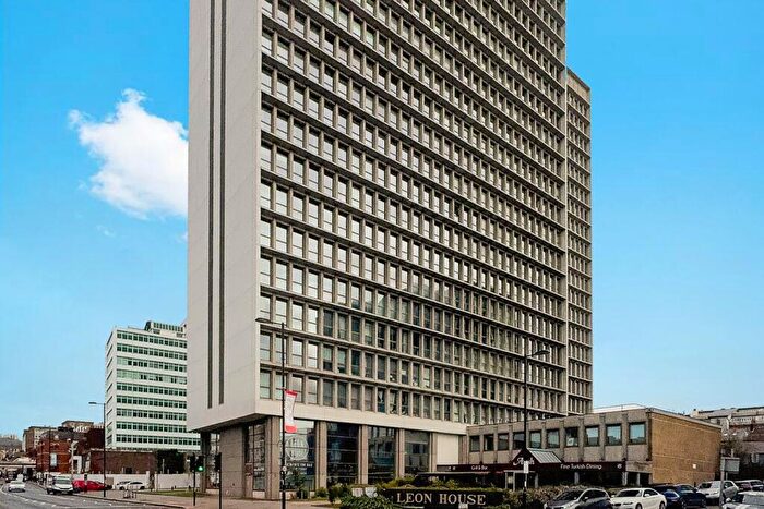 2 Bedroom Flat For Sale In High Street, Croydon, CR0