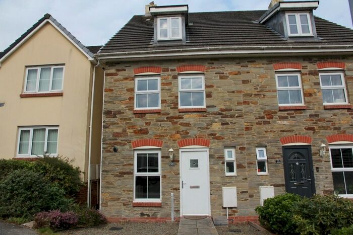 3 Bedroom Semi-Detached House To Rent In Gilbert Road, Bodmin, PL31