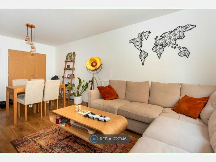 3 Bedroom Maisonette To Rent In Nelson Walk, London, E3