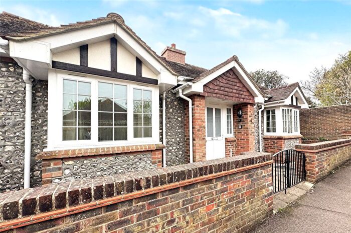 2 Bedroom Bungalow For Sale In Water Lane, Angmering, West Sussex, BN16