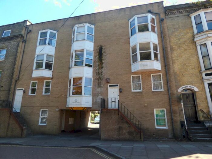 1 Bedroom Apartment To Rent In St Swithins Court, Cranbury Place, Southampton, SO14