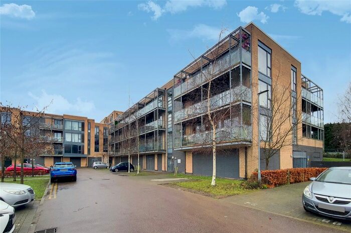 1 Bedroom Flat To Rent In Goddard Drive, Bushey, WD23