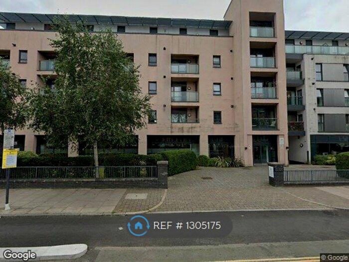 2 Bedroom Flat To Rent In Terrace Apartments, London, N5