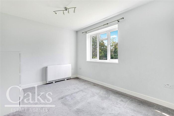 2 Bedroom Apartment For Sale In Ashburton Road, Addiscombe, CR0