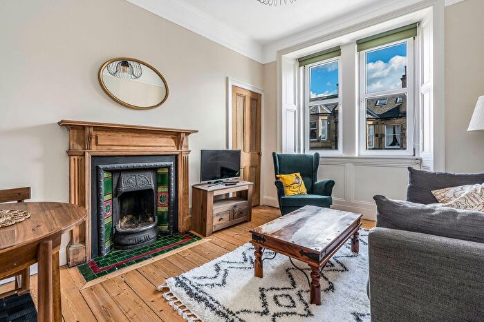 2 Bedroom Flat To Rent In Temple Park Crescent, Polwarth, Edinburgh, EH11