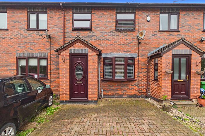 3 Bedroom End Terrace House For Sale In Farmside Close, Bewsey, WA5