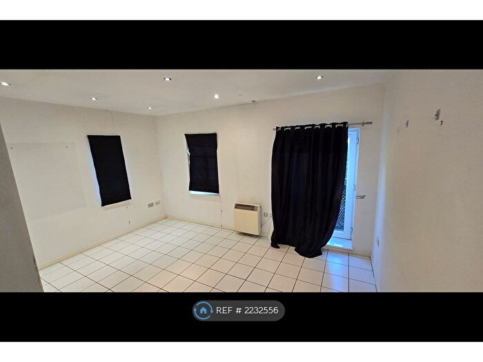 2 Bedroom Flat To Rent In Bradford Drive, Colchester, CO4