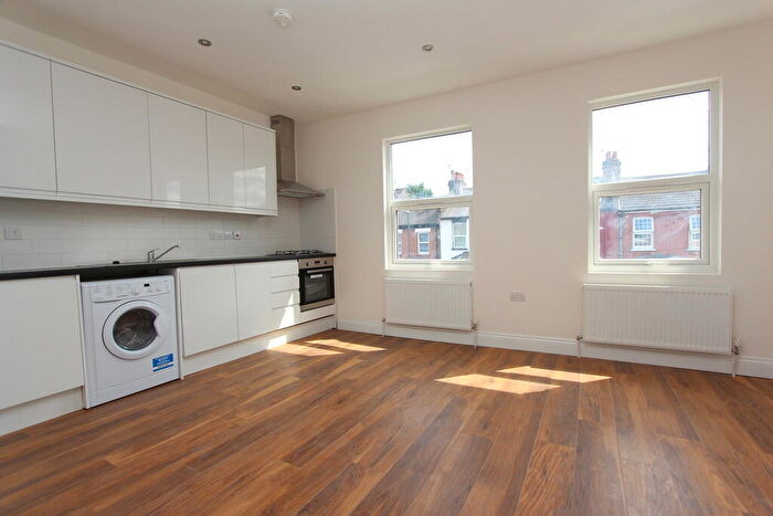 3 Bedroom Apartment To Rent In Sherwood Road, Harrow, HA2