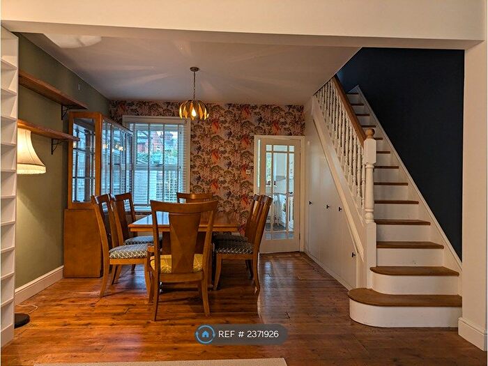 4 Bedroom Terraced House To Rent In Salisbury Road, Reading, RG30