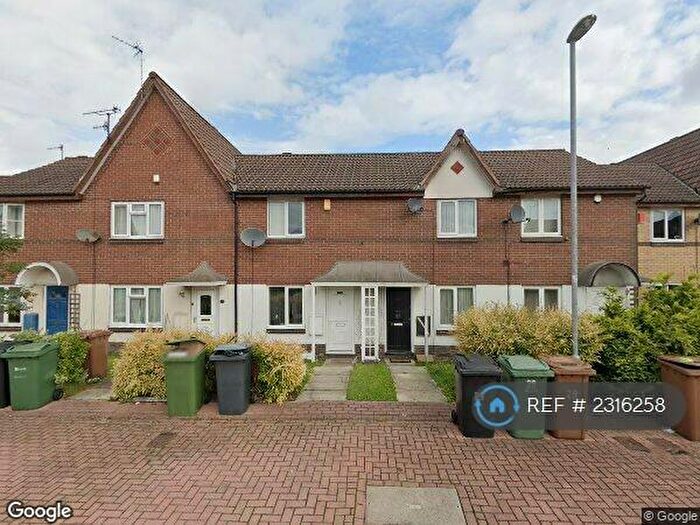 2 Bedroom Terraced House To Rent In Penny Lane Way, Leeds, LS10