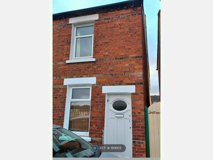 2 Bedroom Terraced House To Rent In Railway Road, Newbury, RG14