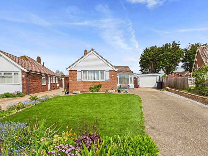 2 Bedroom Detached Bungalow For Sale In Thirlmere Crescent, BN15