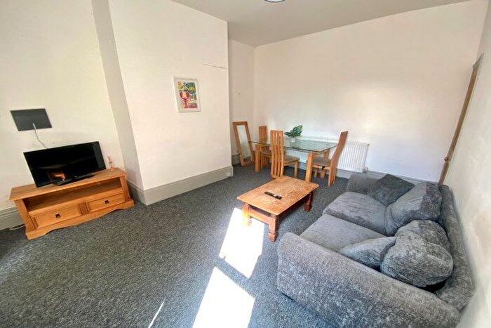 2 Bedroom Flat To Rent In George Road, Wallsend, NE28