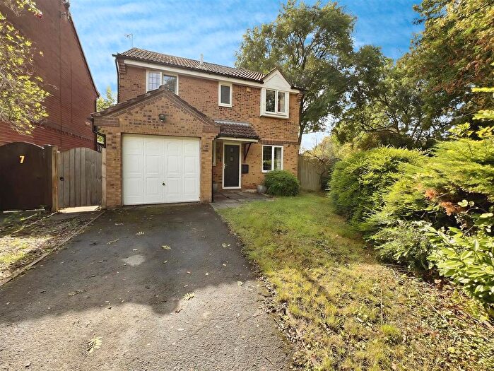 4 Bedroom Detached House For Sale In Hemlock Close, Narborough, Leicester, LE19