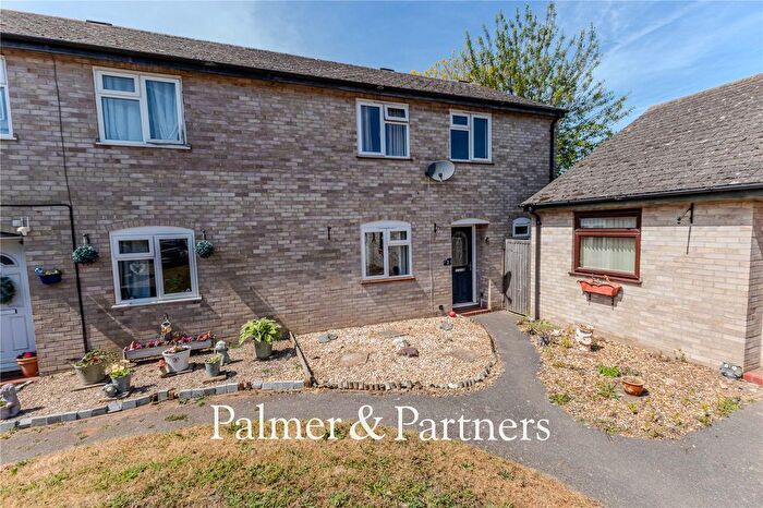 3 Bedroom Semi-Detached House For Sale In St. Peters Avenue, Claydon, Suffolk, IP6