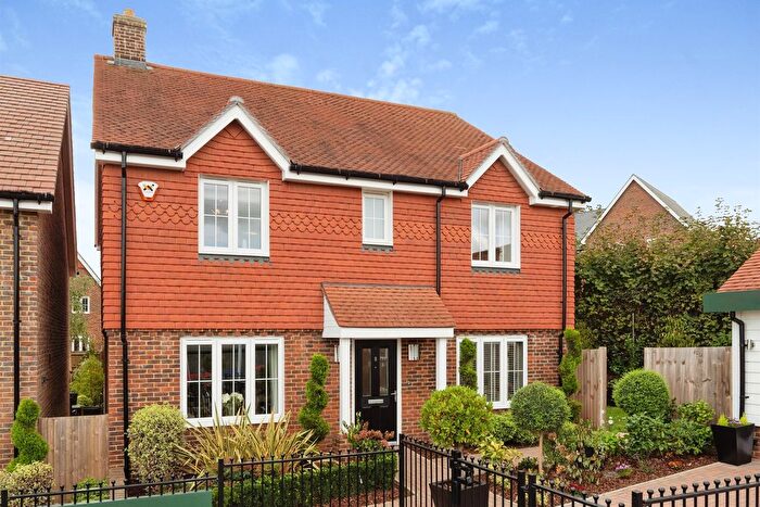 4 Bedroom Detached House For Sale In The Nightingales, Crowborough, TN6