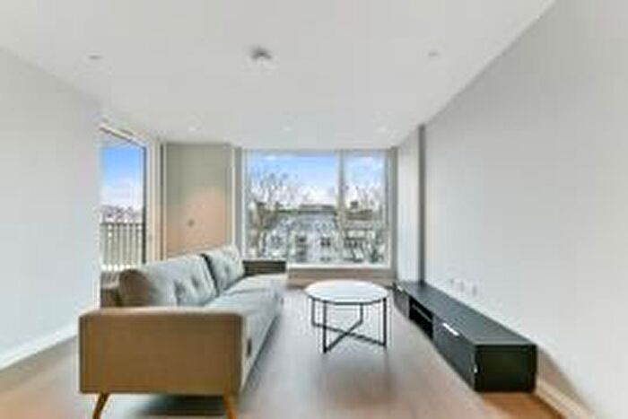 1 Bedroom Flat To Rent In Gasholder Place, Oval Village, London, SE11