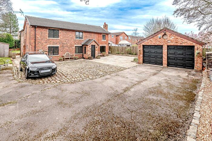 4 Bedroom Detached House For Sale In School Lane, Moss Side, PR26