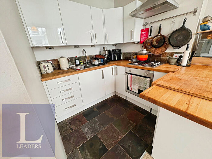 2 Bedroom Flat To Rent In St Michaels Place, Brighton, BN1