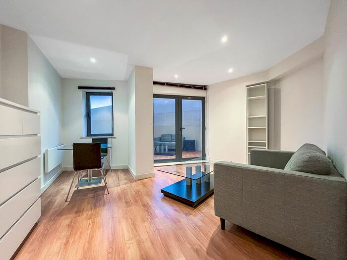 1 Bedroom Flat To Rent In Montague, Gotts Road, Leeds City Centre, LS12