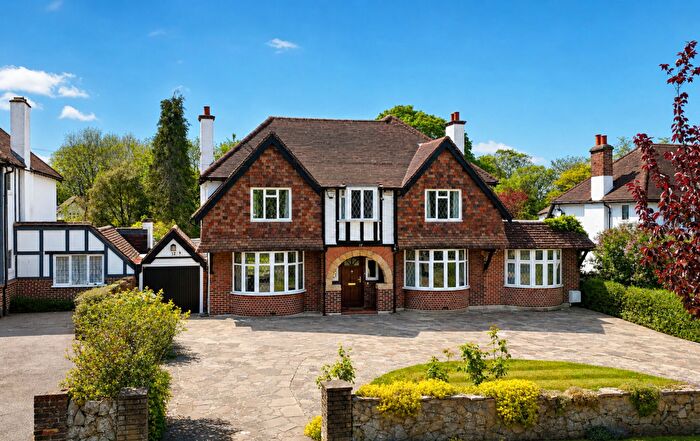 5 Bedroom Detached House For Sale In Ewell Downs Road, Epsom, KT17