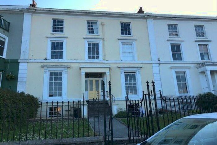 1 Bedroom Flat To Rent In Grove Place, Falmouth TR11