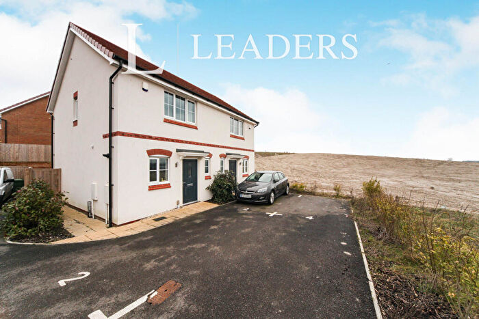 2 Bedroom Property To Rent In Panama Gardens, LU5