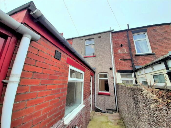 2 Bedroom House To Rent In Kent Street, Barrow-in-furness, LA13