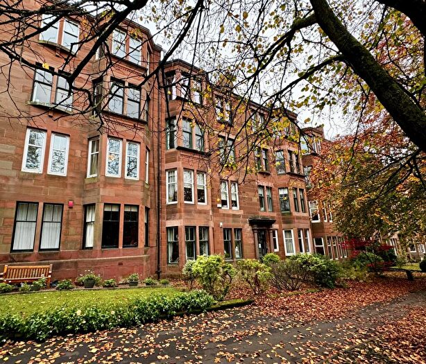 2 Bedroom Flat To Rent In Woodcroft Avenue, G11