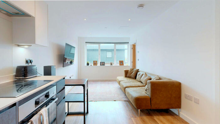 1 Bedroom Apartment To Rent In Trinity Place, Chertsey Road, Woking, GU21