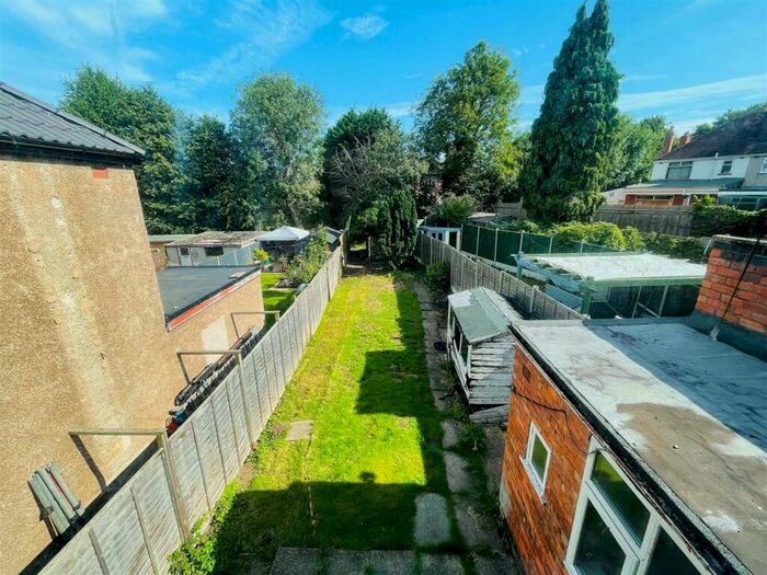3 Bedroom End Of Terrace House For Sale In Hollow Crescent, Radford, Coventry, CV6