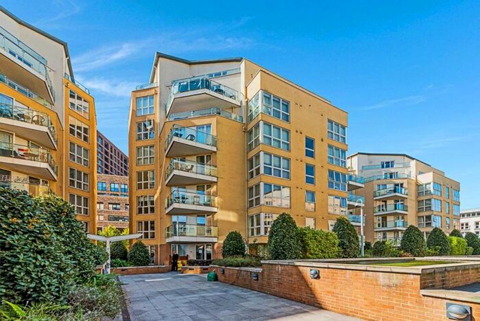 2 Bedroom Flat To Rent In Water Gardens Square, London, SE16