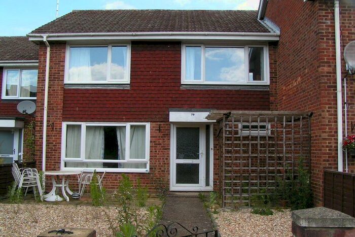 4 Bedroom Terraced House To Rent In Roman Way, GU9